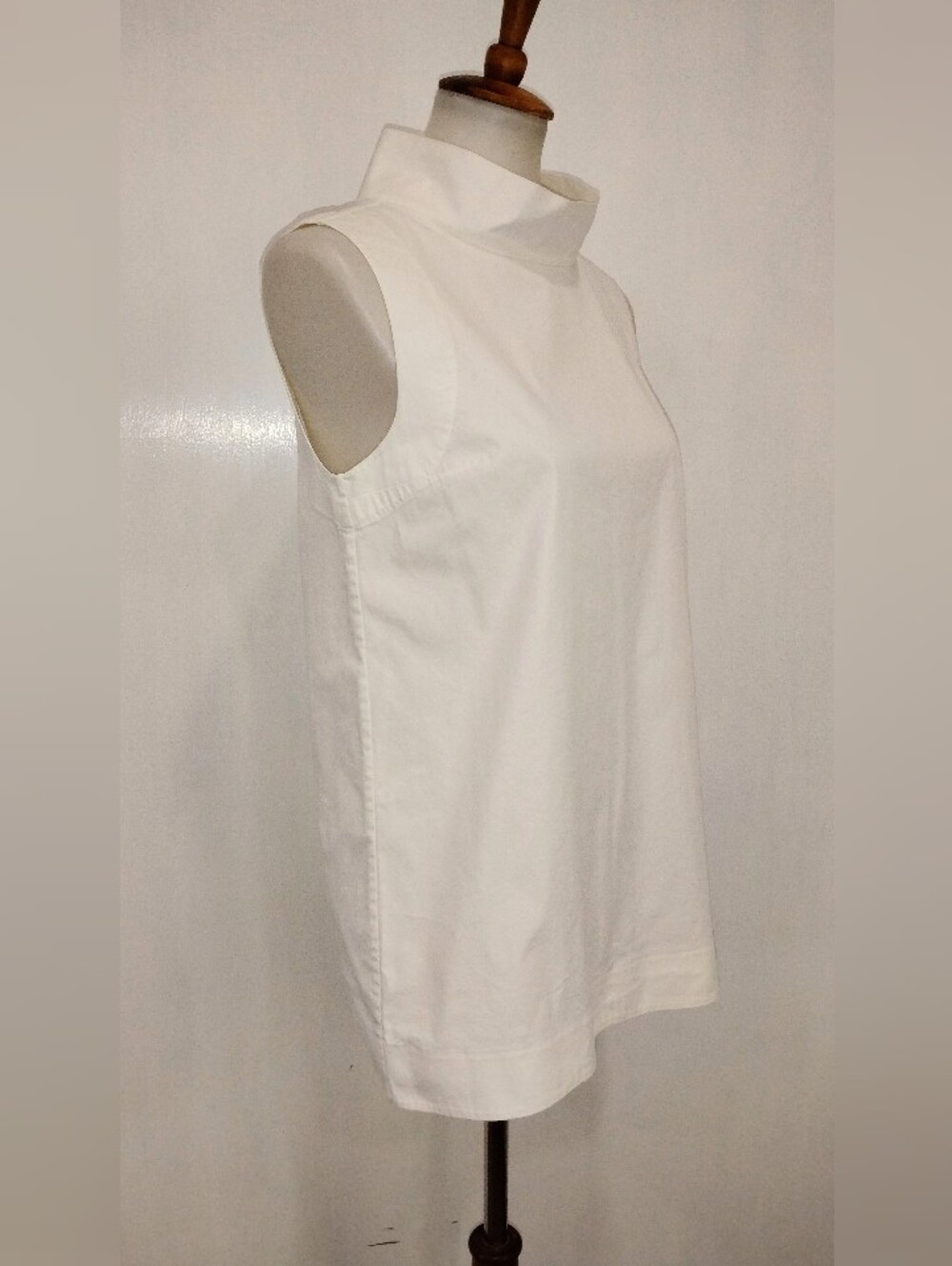 CRISP COS FUNNEL NECK BLOUSE